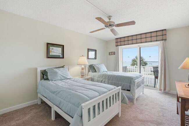 Building Photo - 25710 Hickory Blvd