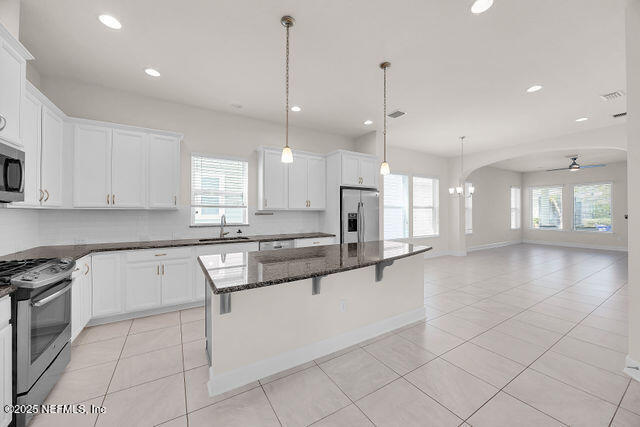 Building Photo - 61 Spindrift Ct