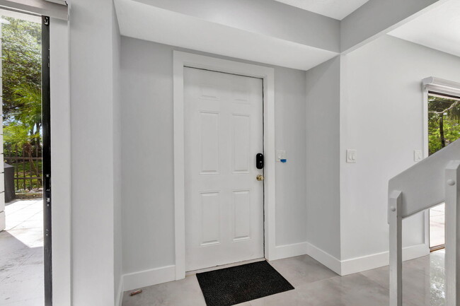 Building Photo - 355 Prestwick Cir