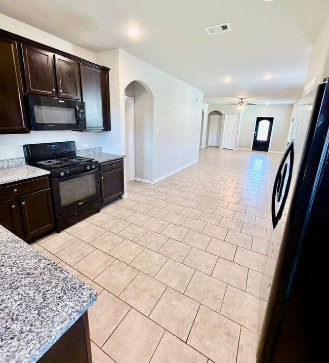 Building Photo - 8515 Balding Dr