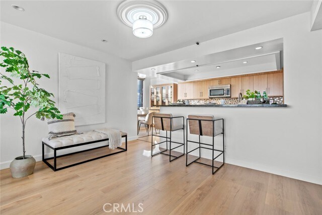 Building Photo - 343 Pioneer Dr