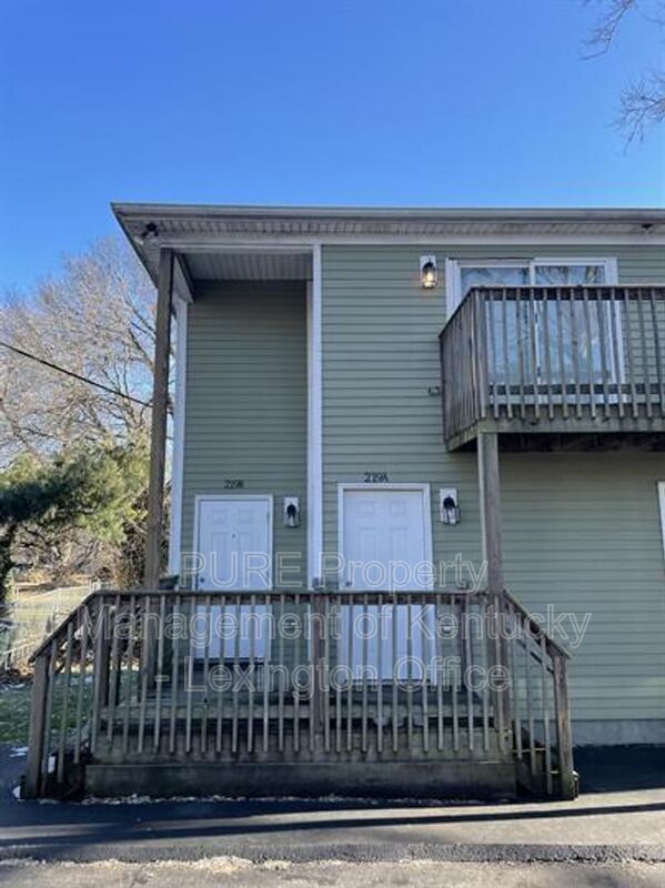 Building Photo - 219 W 4th St