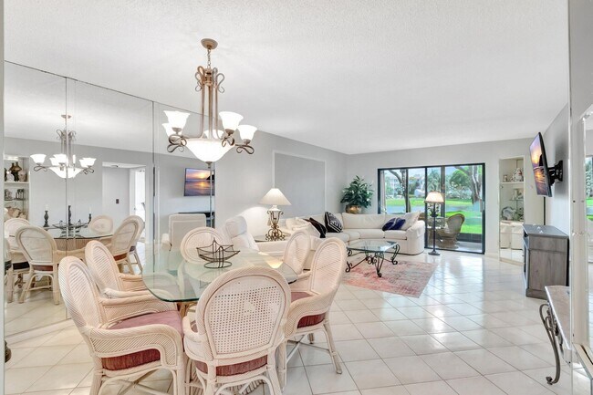 Building Photo - 7280 Amberly Ln
