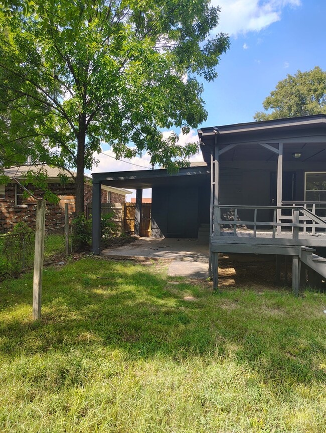 Building Photo - 3117 Christine Rd