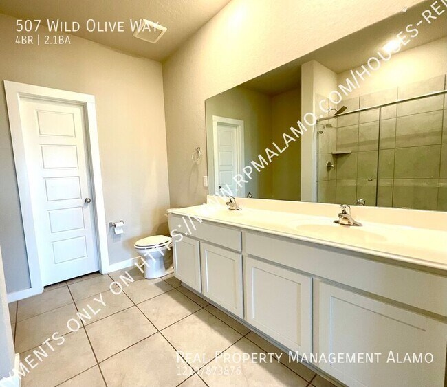 Building Photo - 507 Wild Olive Wy