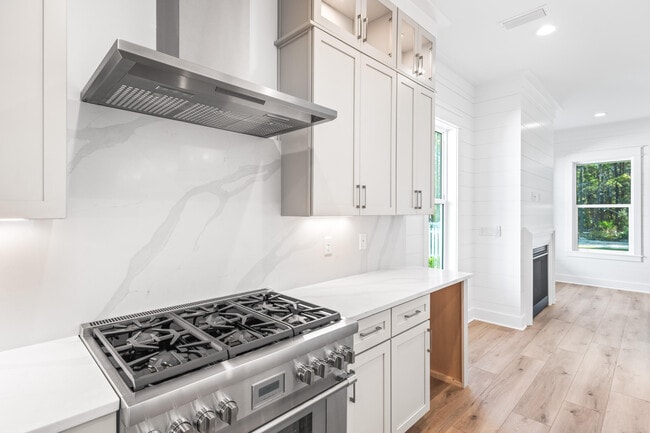 Building Photo - 101 Pollard Cv E