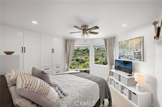 Building Photo - 449 Avenida Crespi