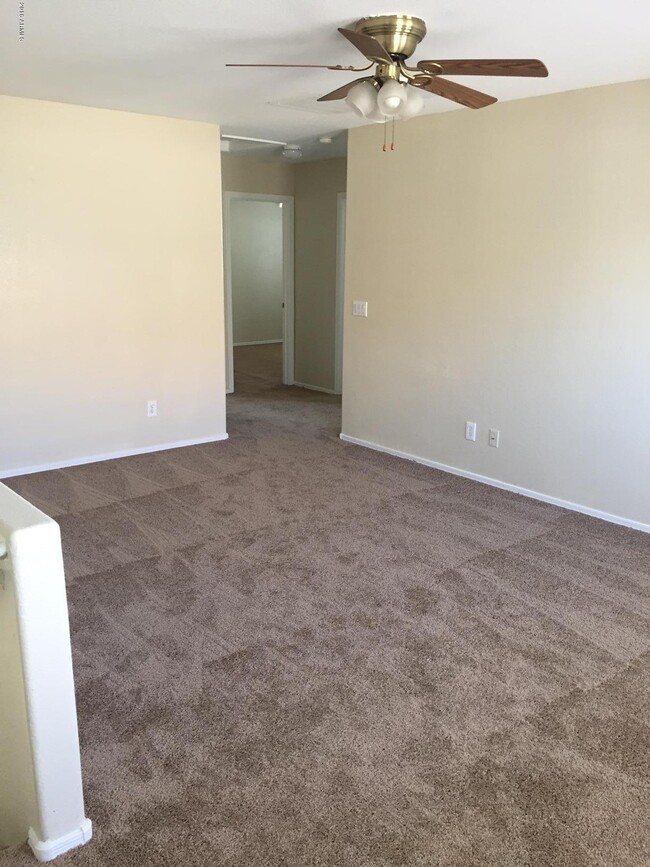 Building Photo - 17041 W Marshall Ln