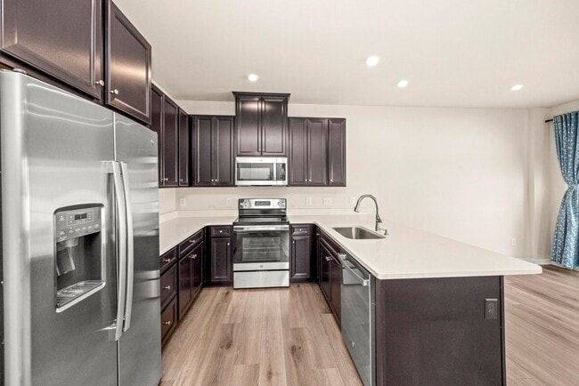 Building Photo - 247 Pryor Dr