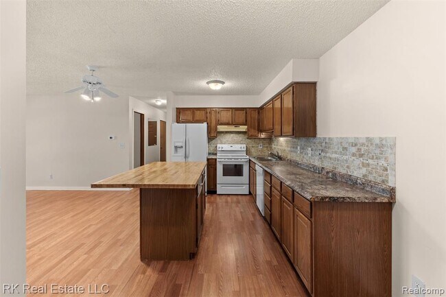 Building Photo - 15510 Ashley Ct