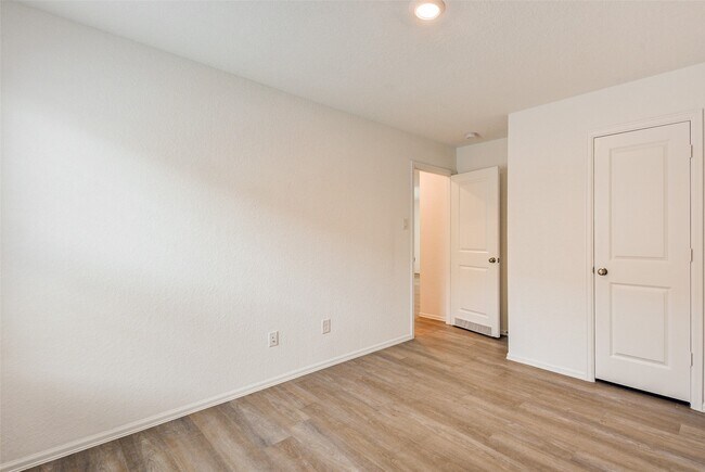 Building Photo - 26735 Wilderye Cv Ln