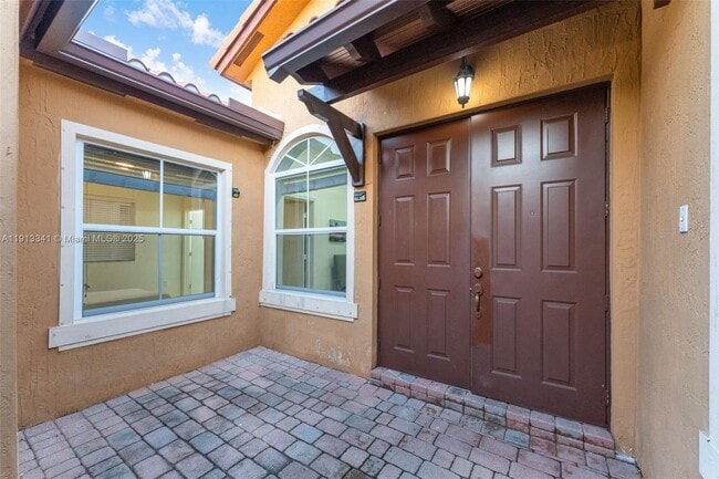 Building Photo - 3141 SW 154th Ct