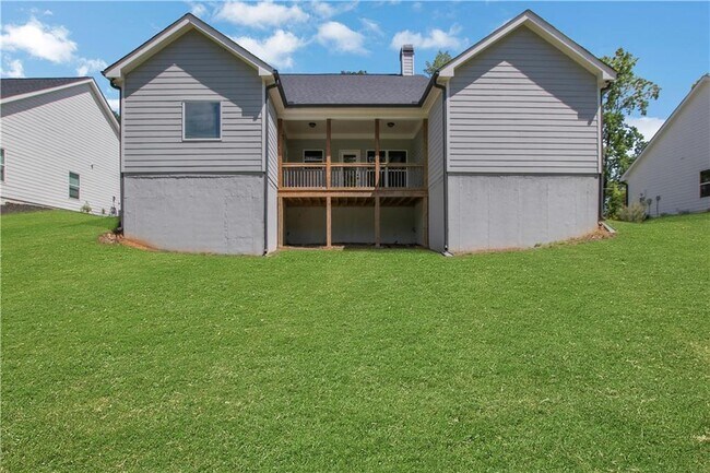 Building Photo - 9290 Long Hollow Rd