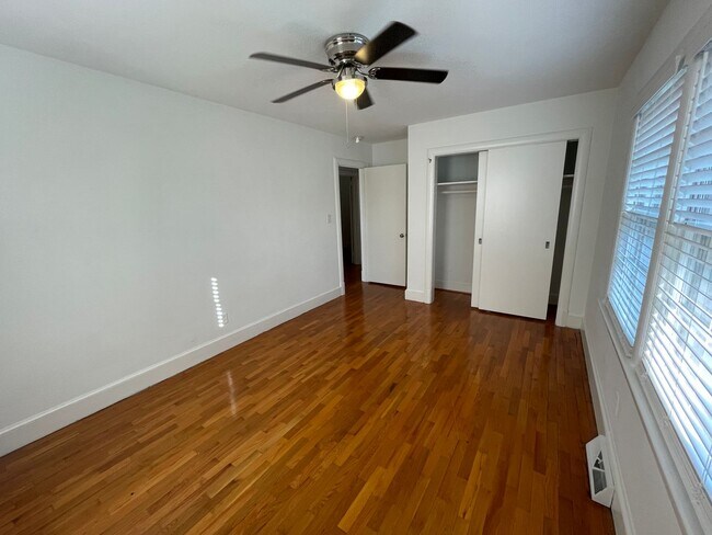 Building Photo - 5057 Wrightsville Ave