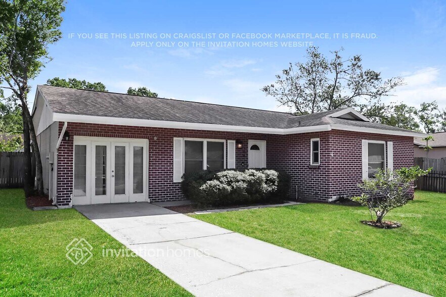 Building Photo - 104 Circle Hill Dr