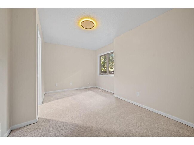 Building Photo - 17711 Creek Ridge Pass