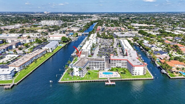Building Photo - 100 Paradise Harbour Blvd