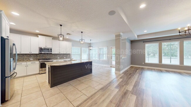 Building Photo - 152 Prospect Ln