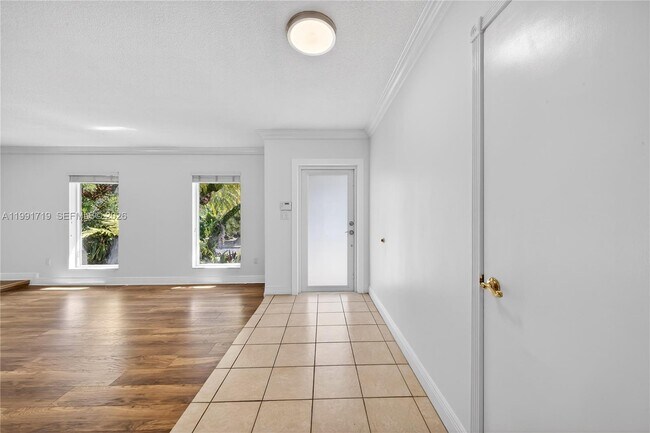 Building Photo - 10142 SW 79th Ave