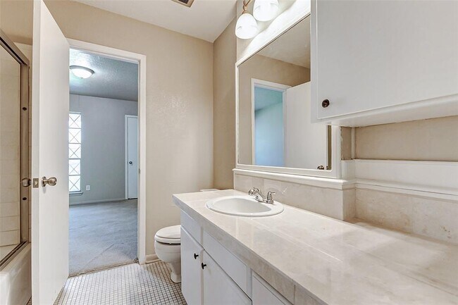 Building Photo - 5318 Botany Ln