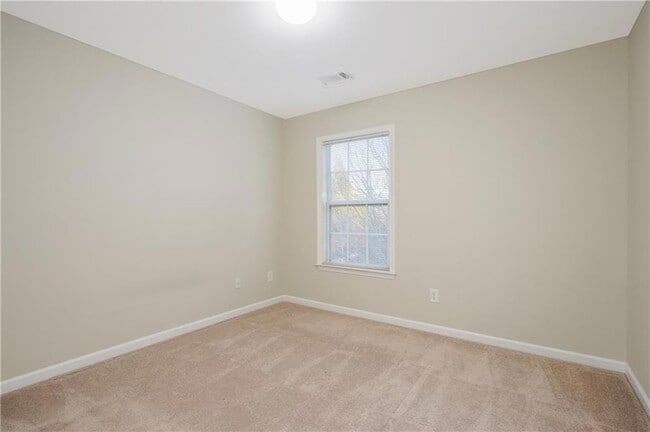 Building Photo - 164 Towey Trail