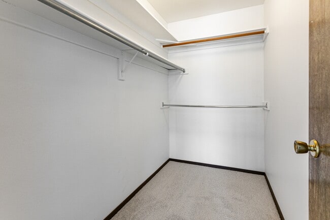 Building Photo - 6861 N 2200 W