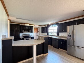 Building Photo - 3 Bed / 2 Bath Home in Desha