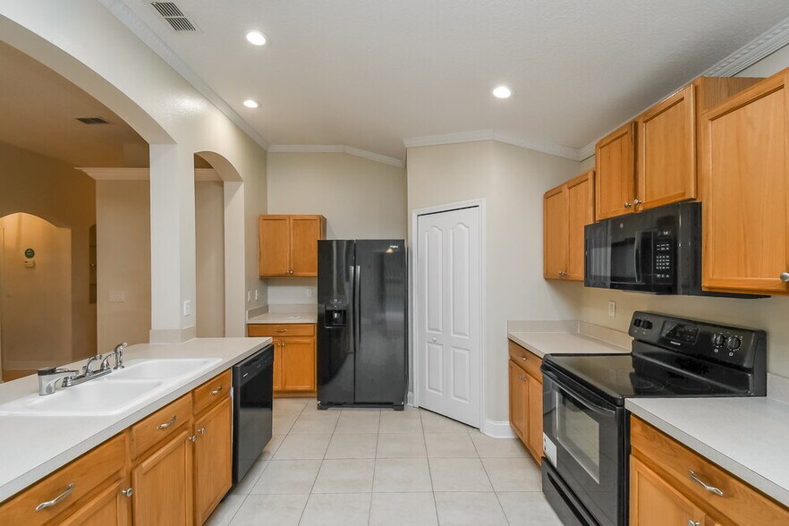 Building Photo - 3379 Highland Mill Ln