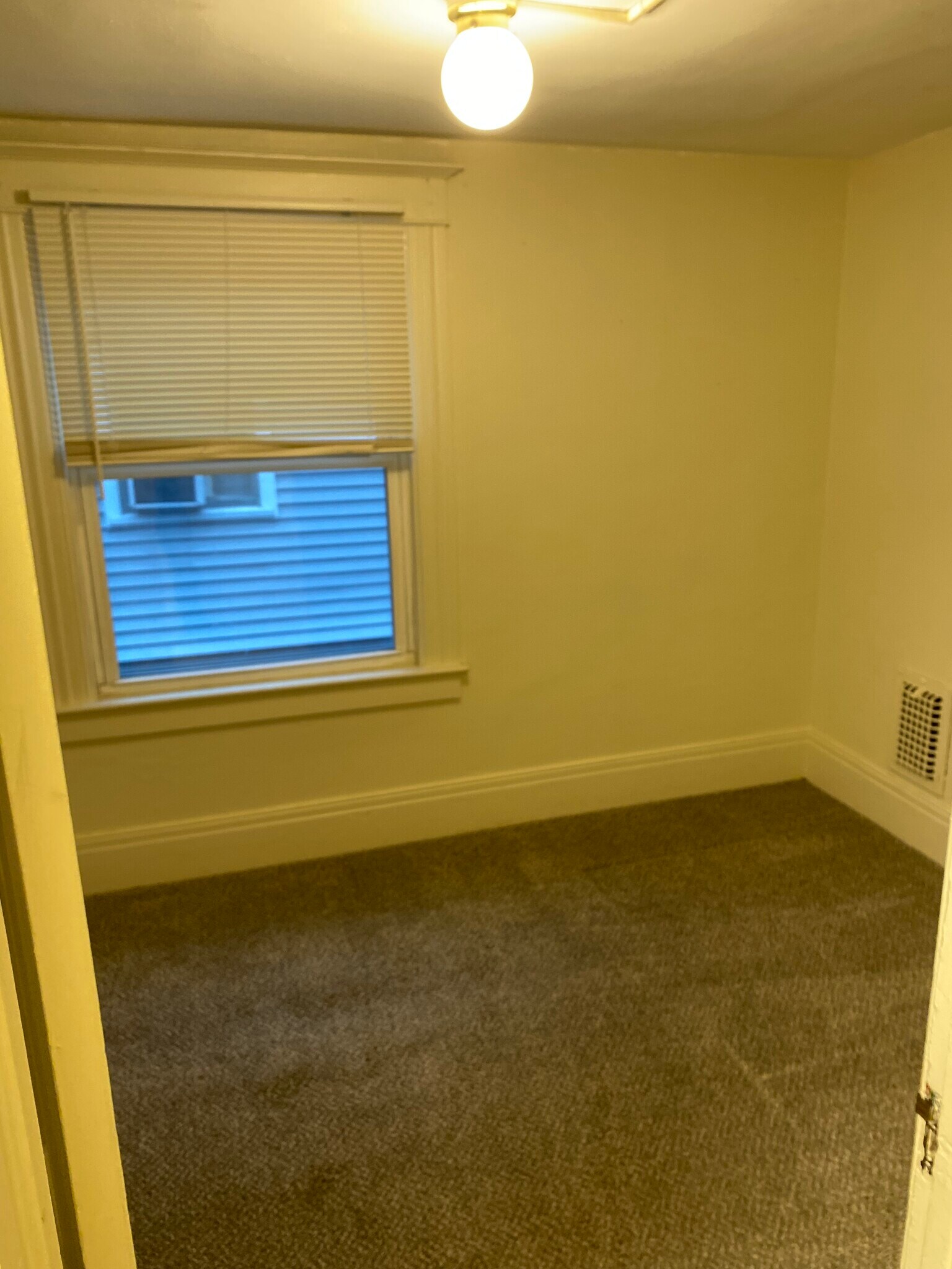 Building Photo - 78 Coventry Ave