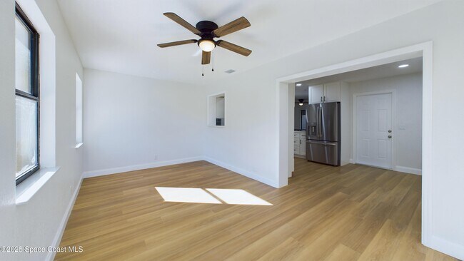 Building Photo - 987 Nicklaus Dr