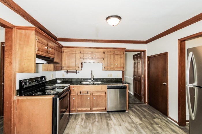 Building Photo - 252 Ripley Station Rd