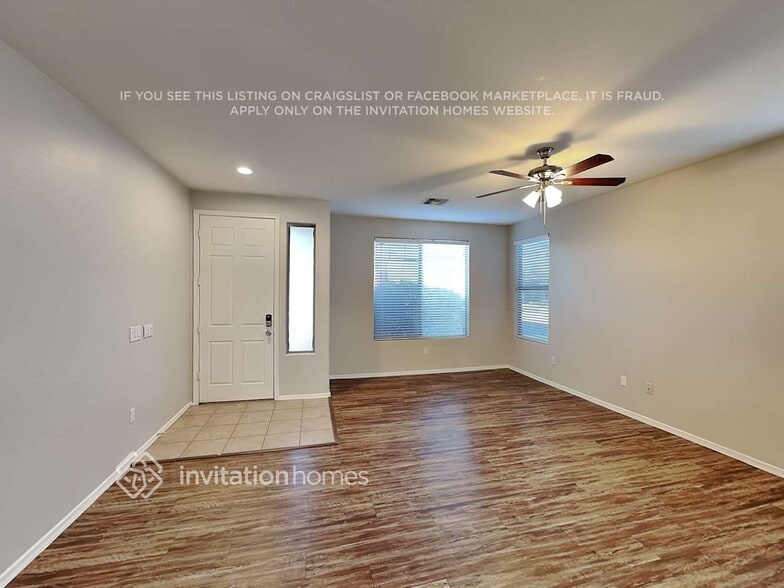 Building Photo - 14913 N 153rd Ave