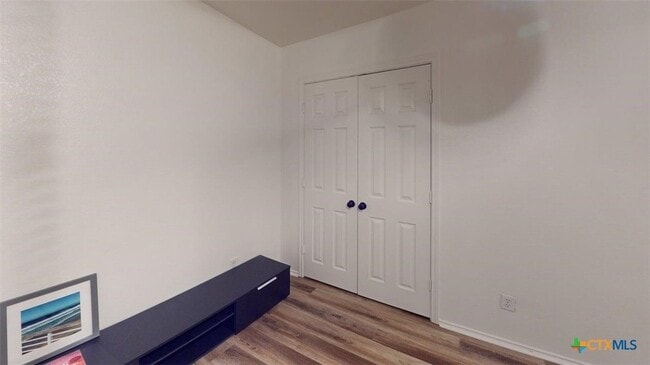 Building Photo - 6705 Rosita Oak Dr