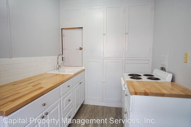 Building Photo - 1634 NE 41st Ave