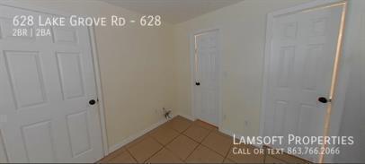 Building Photo - 628 Lake Dr W