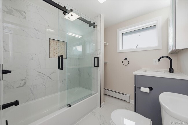 Building Photo - 120 Maple Ave