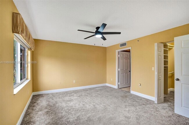 Building Photo - 12547 Imperial Isle Dr