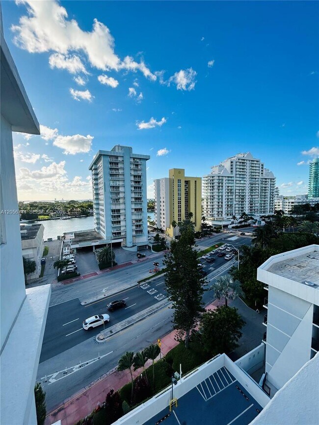 Building Photo - 5825 Collins Ave