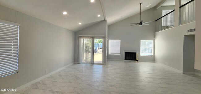 Building Photo - 7301 W Sierra St