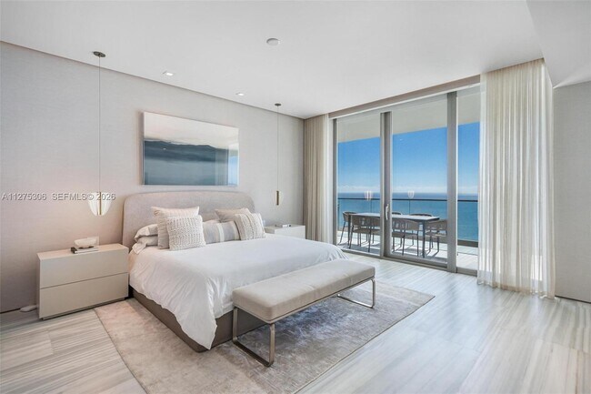 Building Photo - 18975 Collins Ave