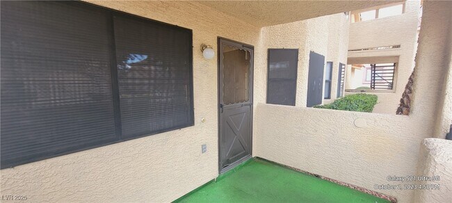 Building Photo - 1208 Observation Dr