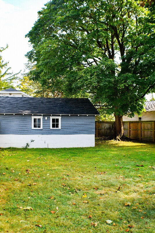 Building Photo - 308 Maple St