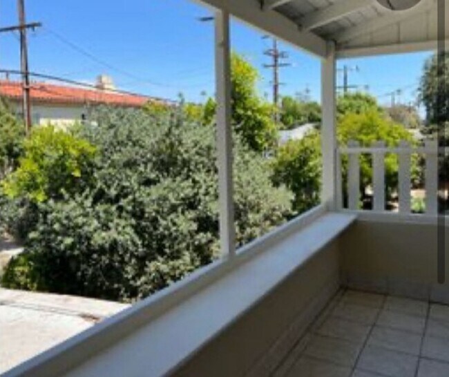 Building Photo - 1171 Huntington Dr