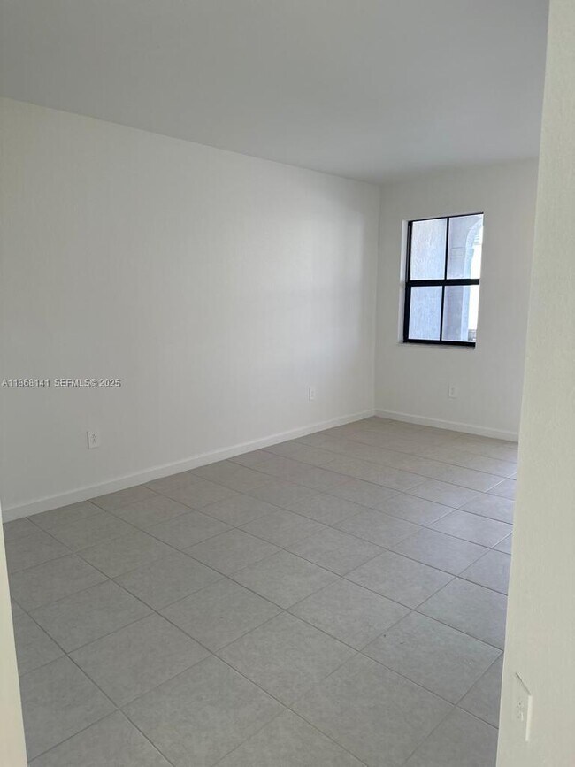 Building Photo - 11926 SW 245 Ter