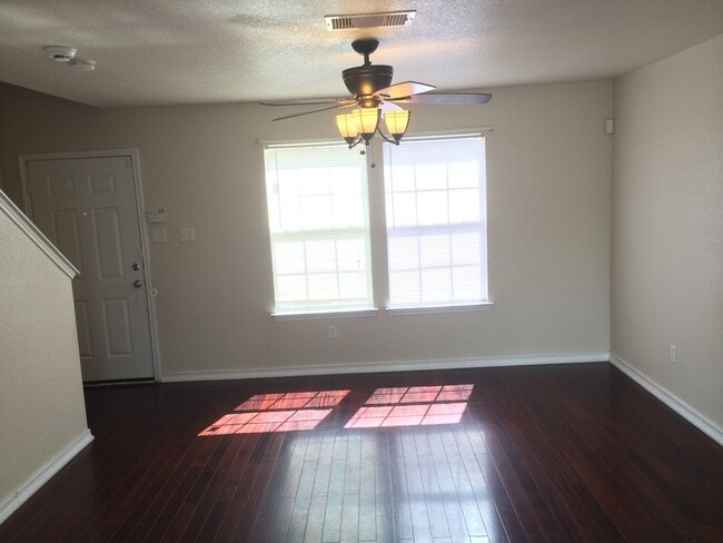 Building Photo - 6003 Ironmill Creek