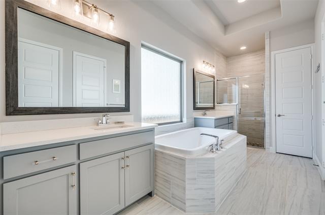 Building Photo - 2740 Meadowbrook Blvd