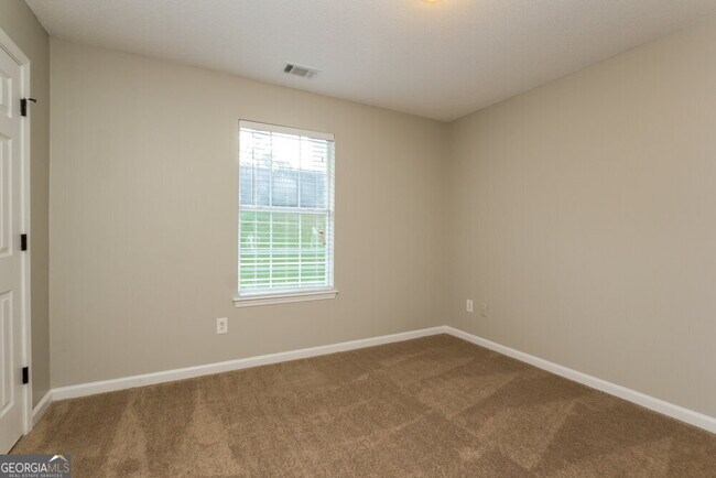 Building Photo - 6973 Foxmoor Way