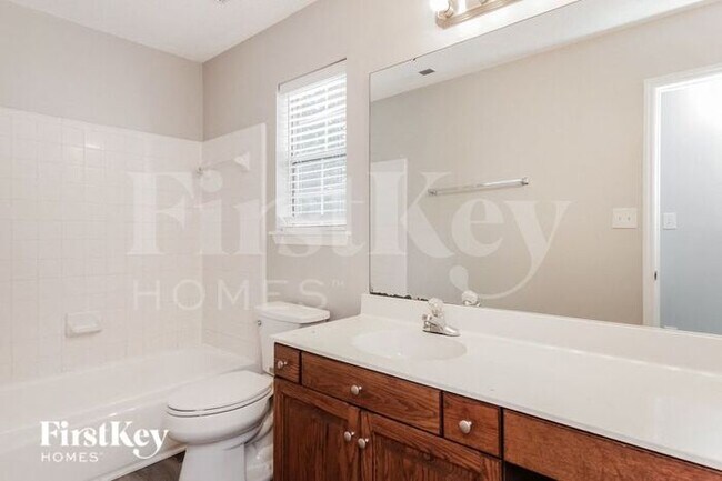 Building Photo - 1026 Weeping Willow Ln