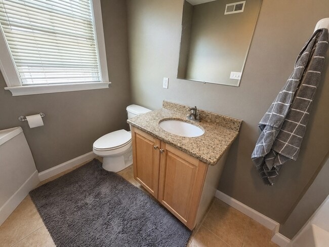 Building Photo - 18 Gilkey Ct