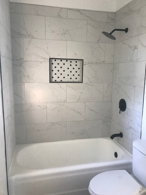 Building Photo - 3759 Lewis Ave